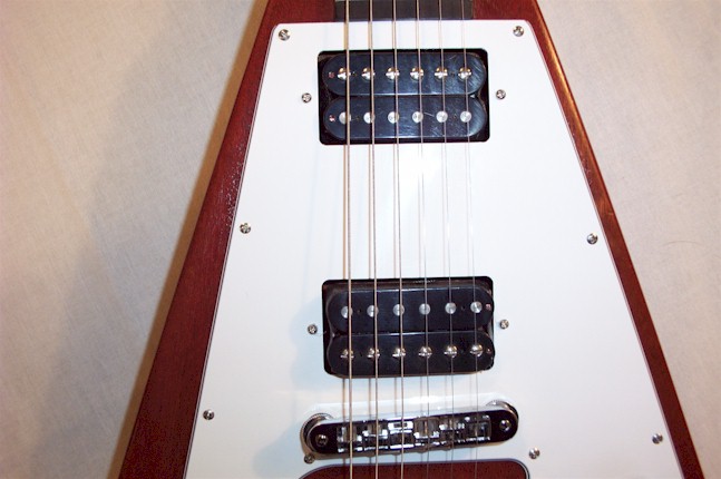 Flying V Faded Picture 13